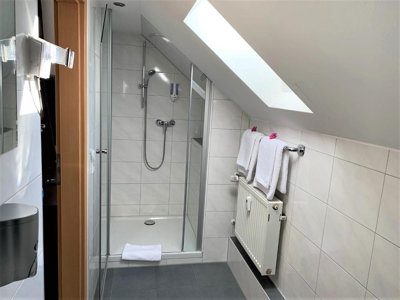 Hotel Zum Adler Bad Homburg vor der Hoehe Exterior photo